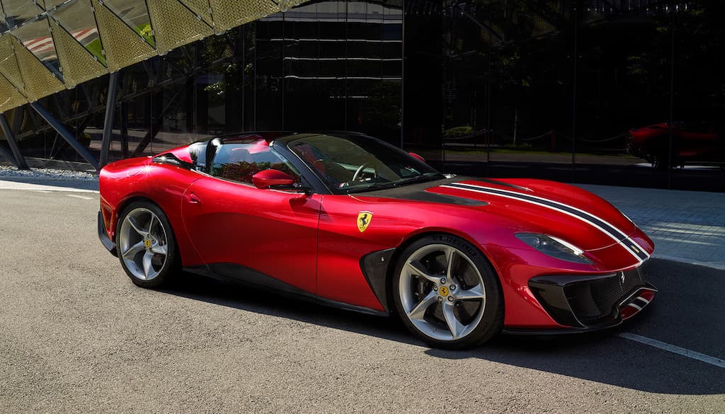 Seitenansicht des Ferrari SP51