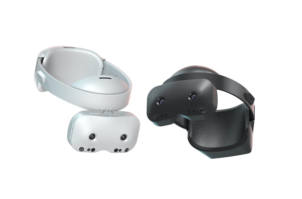 LYNX All-in-One Mixed Reality headset