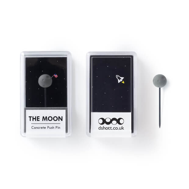 Planet Pins "The Moon"