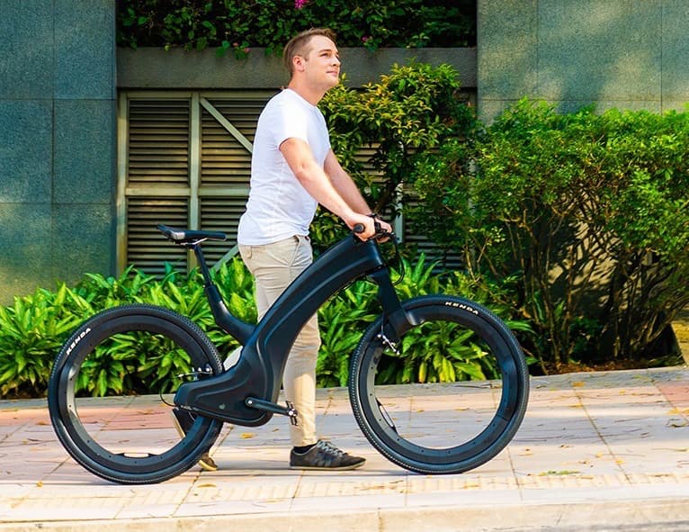 Das speichenlose Reevo Hubless E-Bike