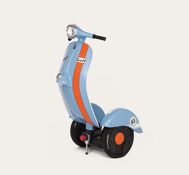 Z-Scooter in blau