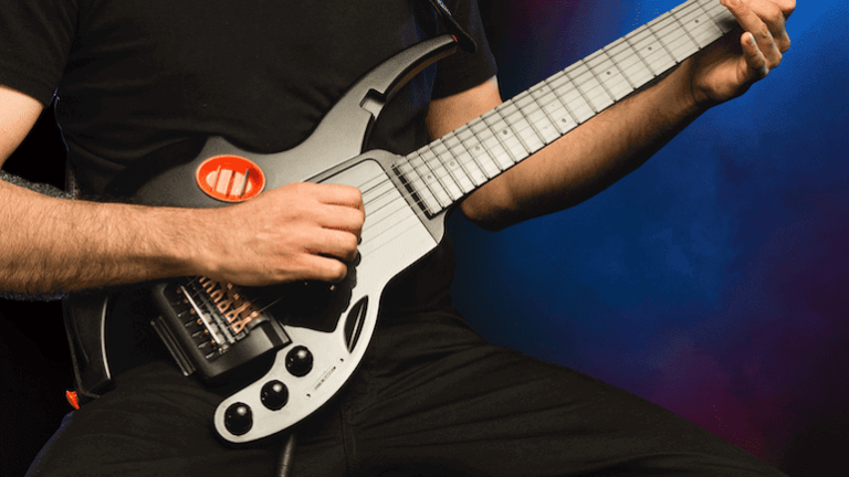 Boaz One Modular Guitar – Plastik in 50 Kombinationen