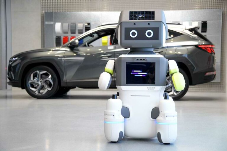DAL-e Roboter: interaktiver Hyundai Autoberater